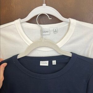 Aritzia Sunday Best White and Navy T-Shirts